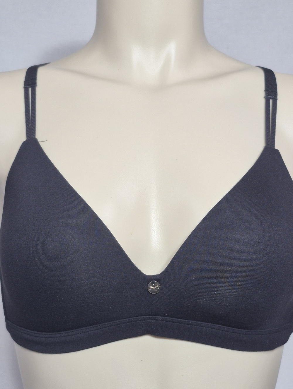34B Maidenform DM240 Everyday Luxe Wireless‎ T-Shirt Bra w/ Convertible Straps